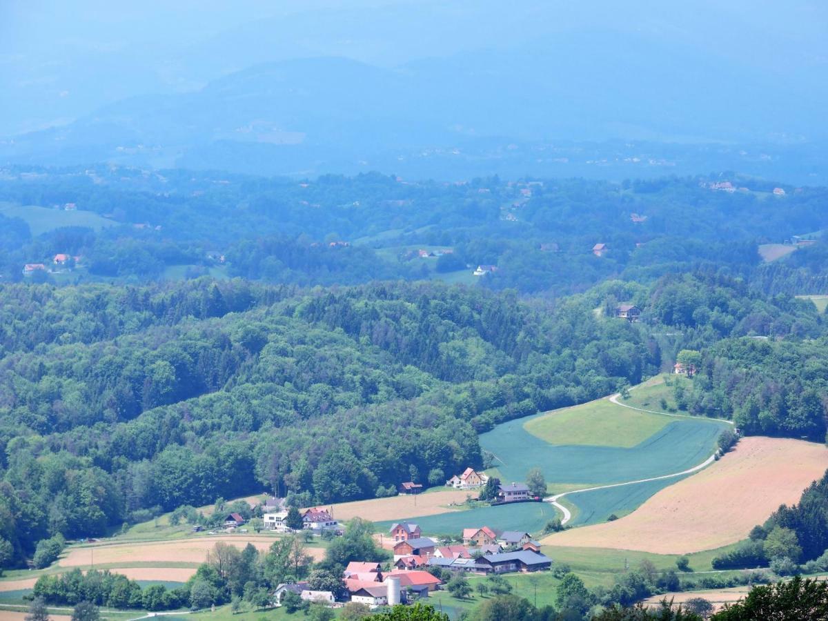 Gaestezimmer Klopfer Sankt Johann im Saggautal Luaran gambar